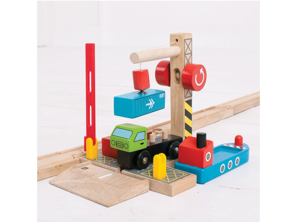 Container shipping yard